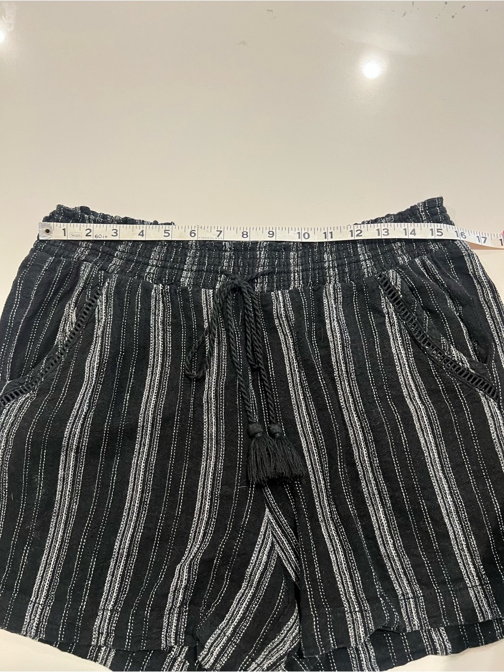 BRIGGS • linen shorts - Picture 6 of 9